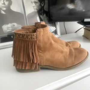 Fringe ankle boot